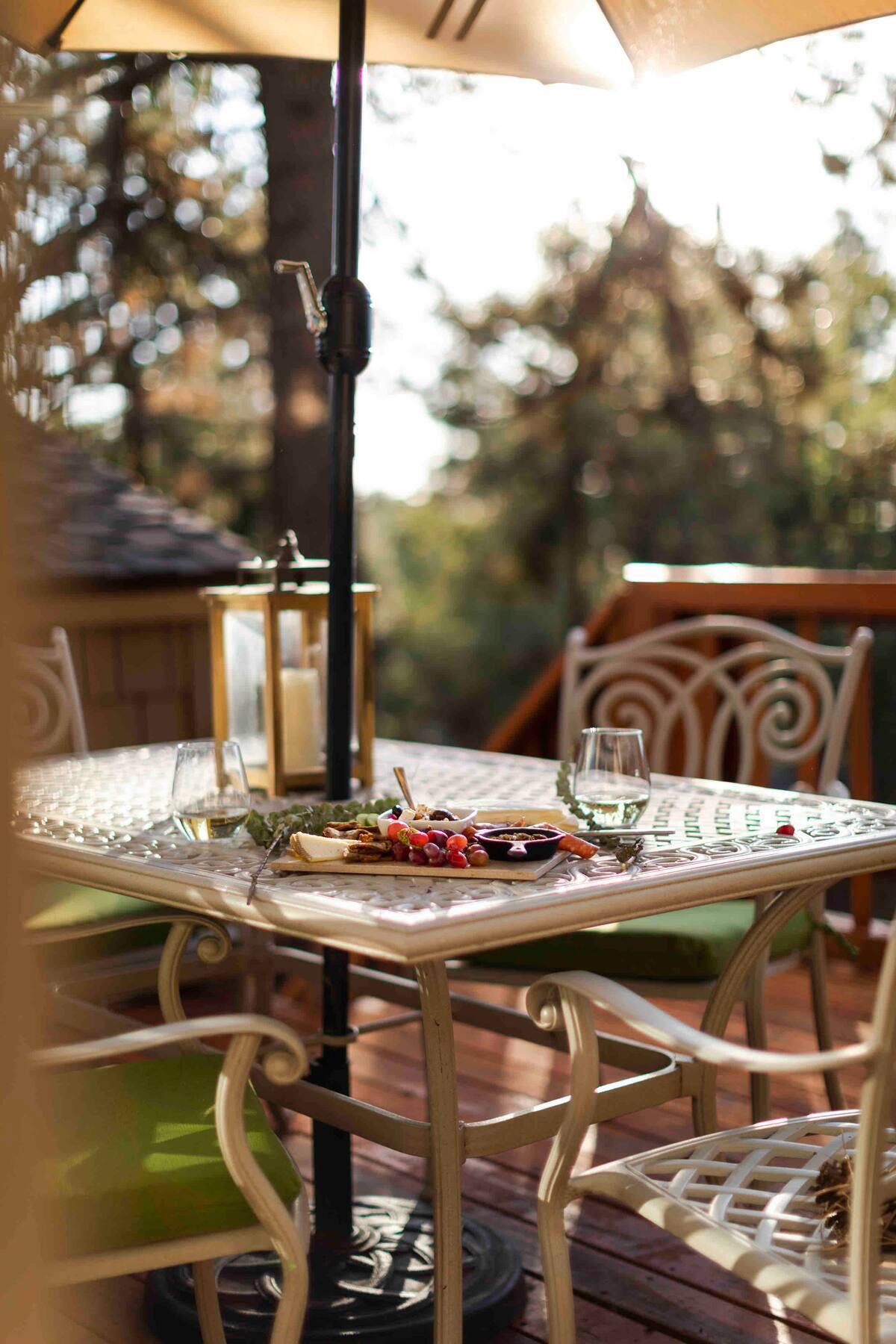 24825 Marion Ridge Drive Idyllwild, CA 92549 - Photo 12 of 40 .