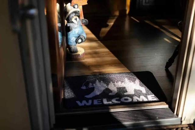 $403,875 | 24825 Marion Ridge Drive, Idyllwild, CA 92549