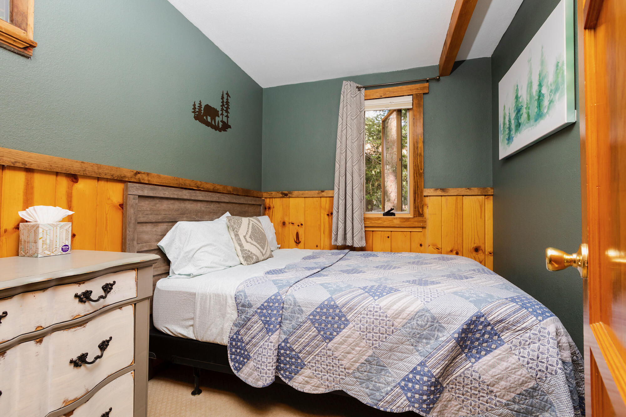 24825 Marion Ridge Drive Idyllwild, CA 92549 - Photo 29 of 40 .