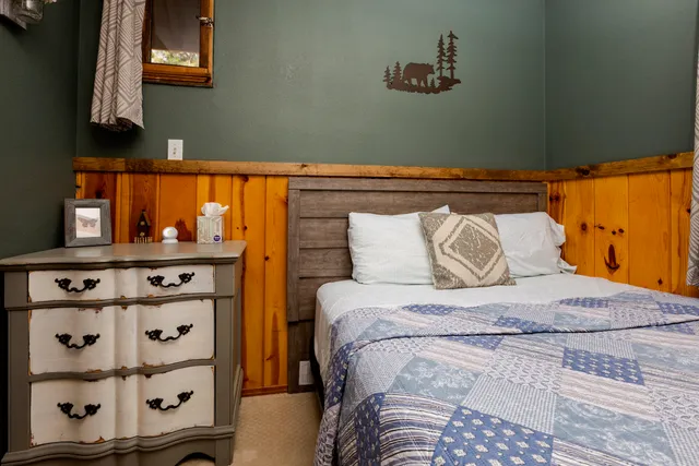 $403,875 | 24825 Marion Ridge Drive, Idyllwild, CA 92549