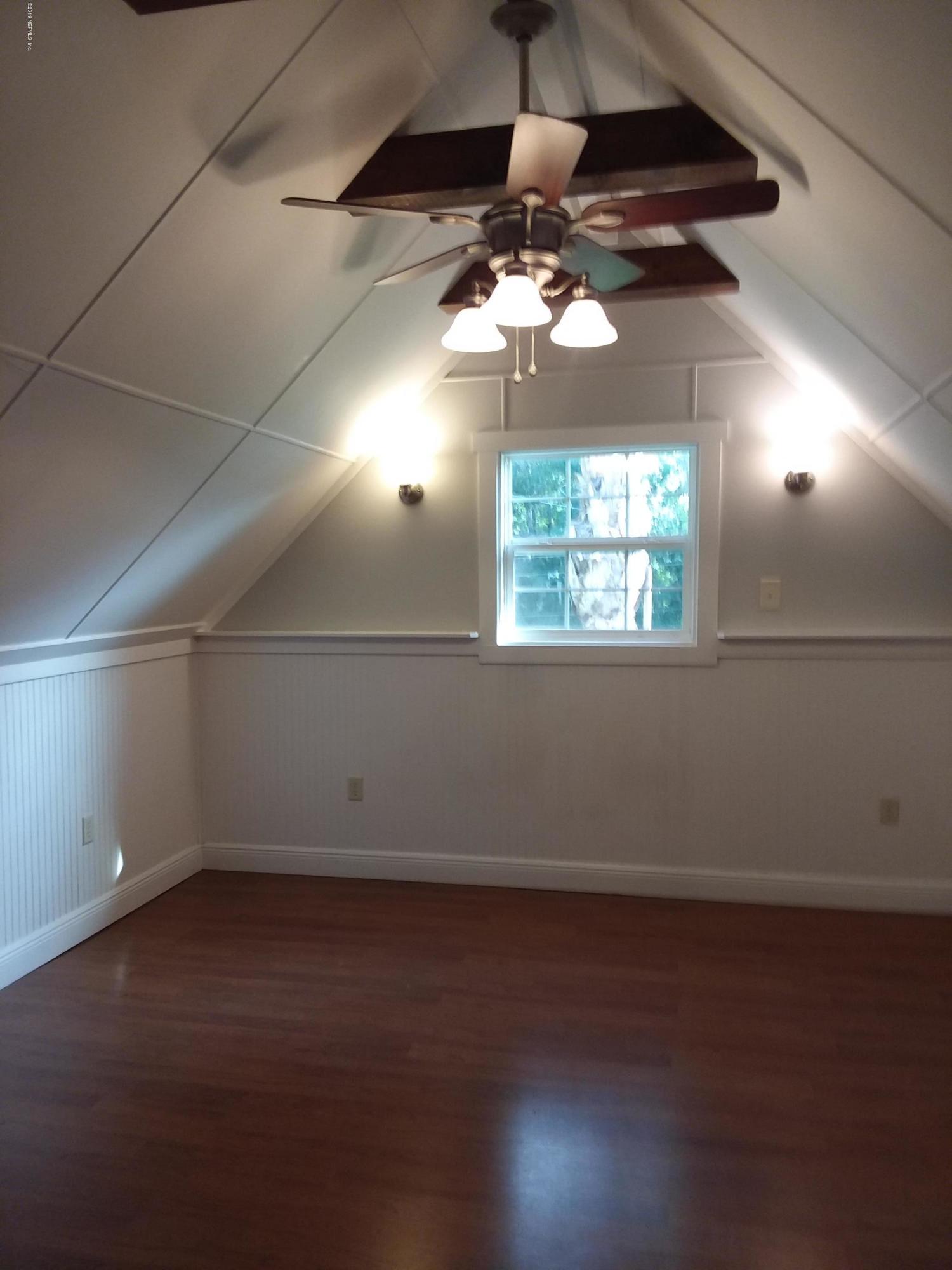 8152 Wendover Road St. Augustine, FL 32092 - Photo 12 of 32 Upstairs bedroom