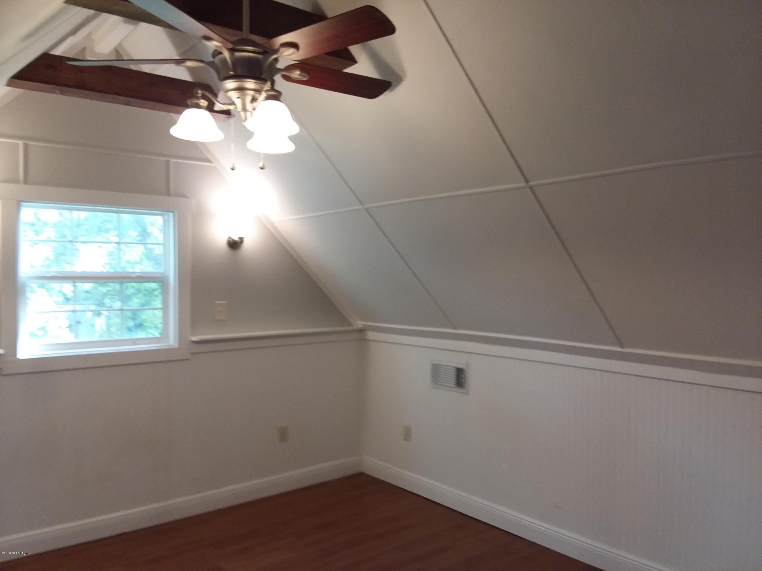8152 Wendover Road St. Augustine, FL 32092 - Photo 13 of 32 Upstairs Bedroom