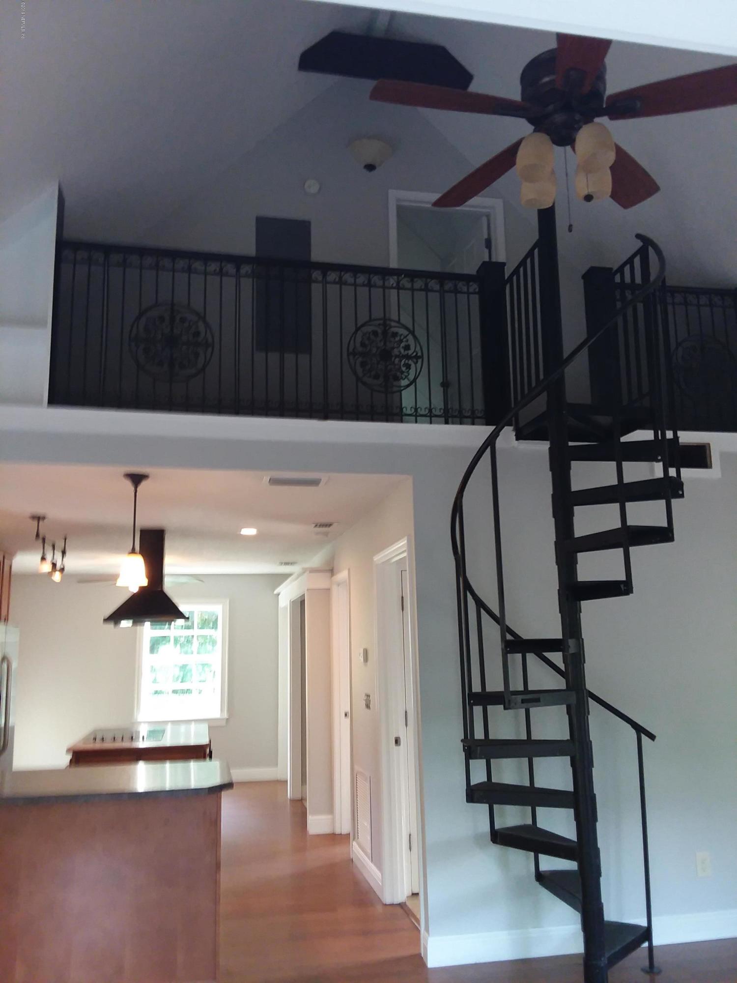 8152 Wendover Road St. Augustine, FL 32092 - Photo 20 of 32 Family Room