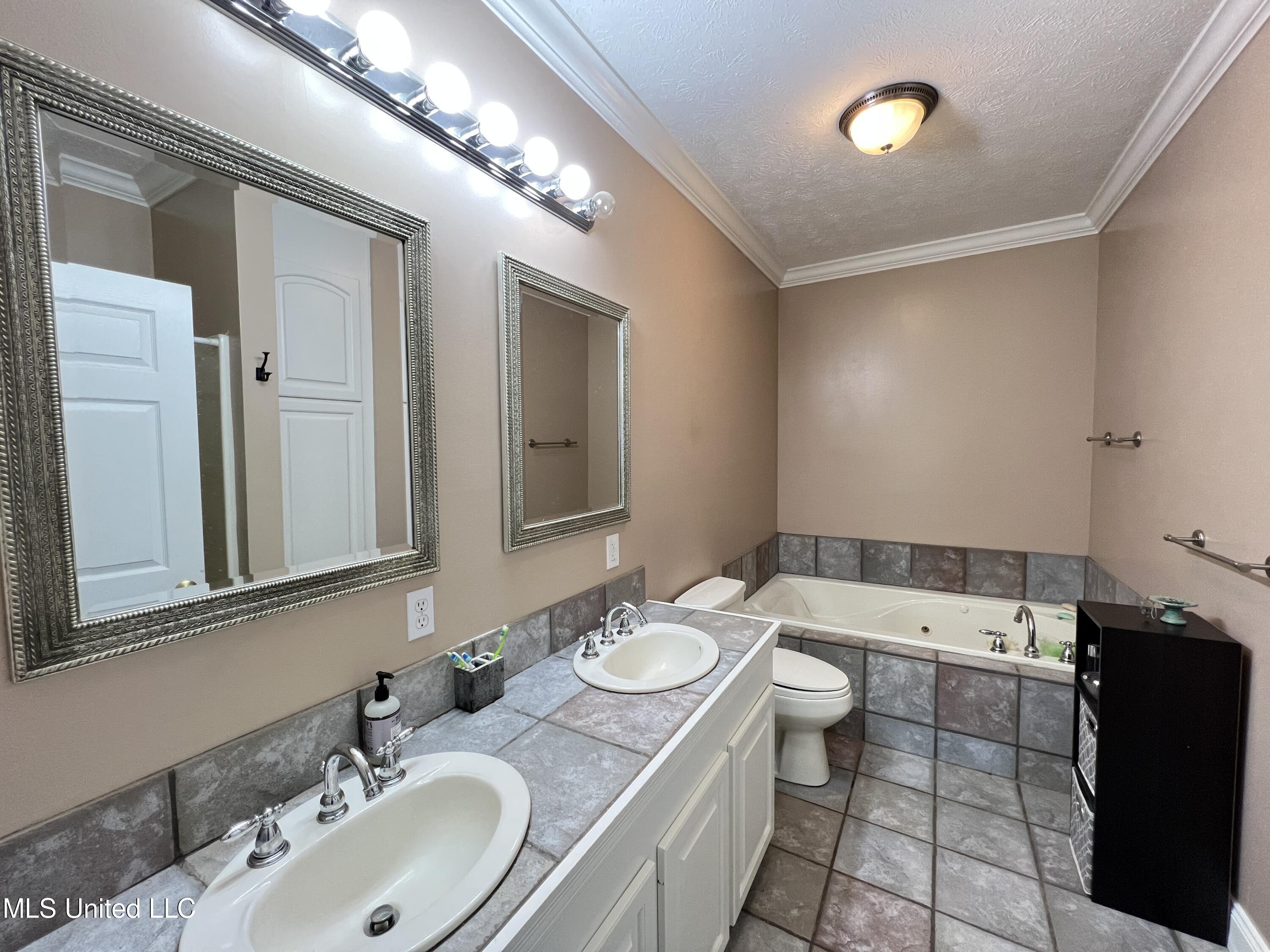 10920 Hillsboro-Ludlow Road Lena, MS 39094 - Photo 31 of 48 Photo Jul 13, 10 18 07 AM