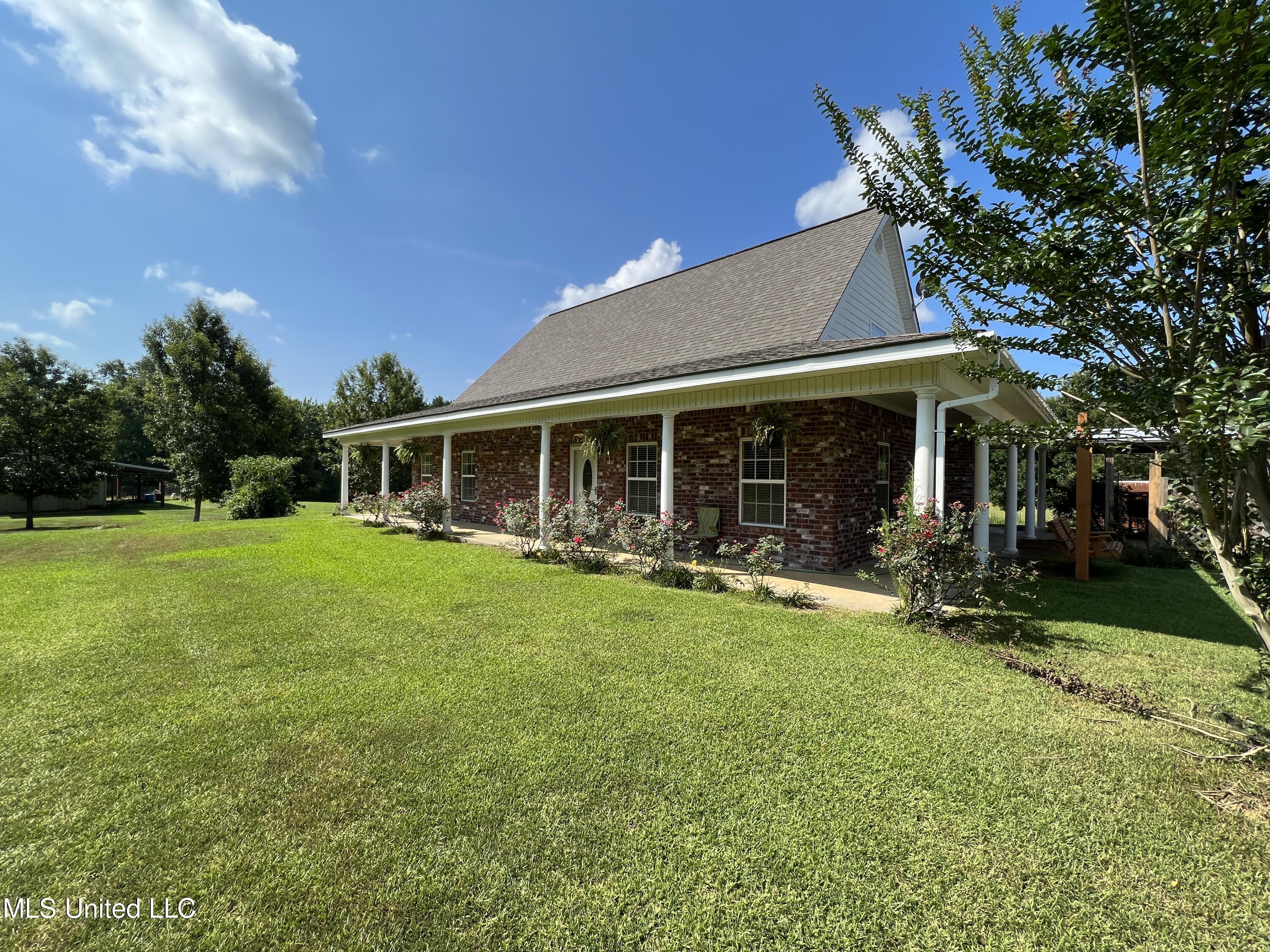 10920 Hillsboro-Ludlow Road Lena, MS 39094 - Photo 7 of 48 Photo Jul 13, 10 09 36 AM