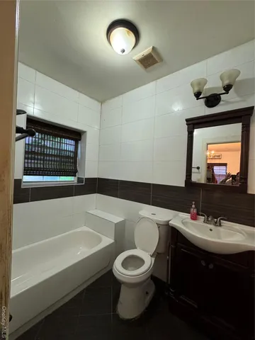 $769,000 | 2028 Pitman Avenue | Wakefield