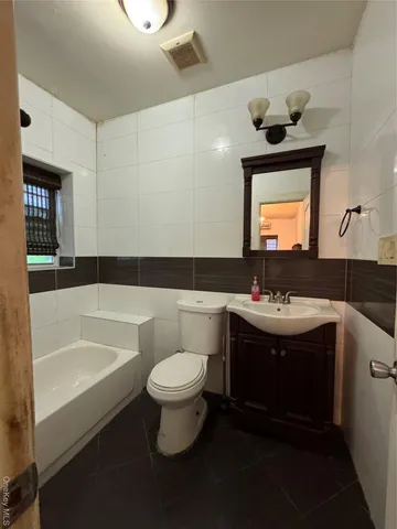 $769,000 | 2028 Pitman Avenue | Wakefield