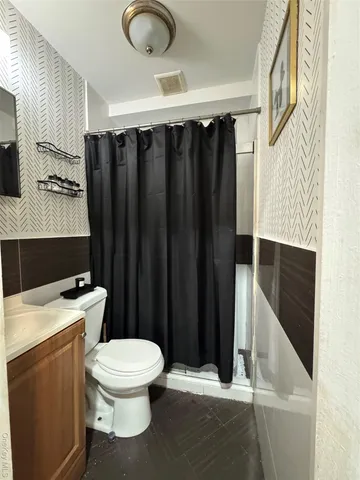 $769,000 | 2028 Pitman Avenue | Wakefield