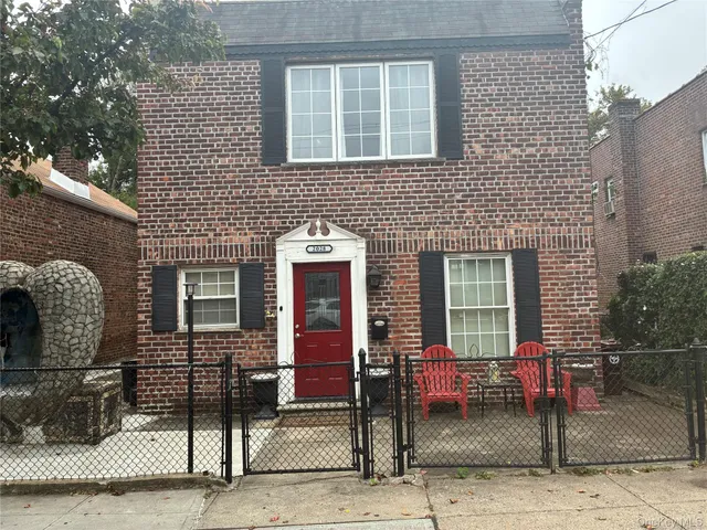 $769,000 | 2028 Pitman Avenue | Wakefield