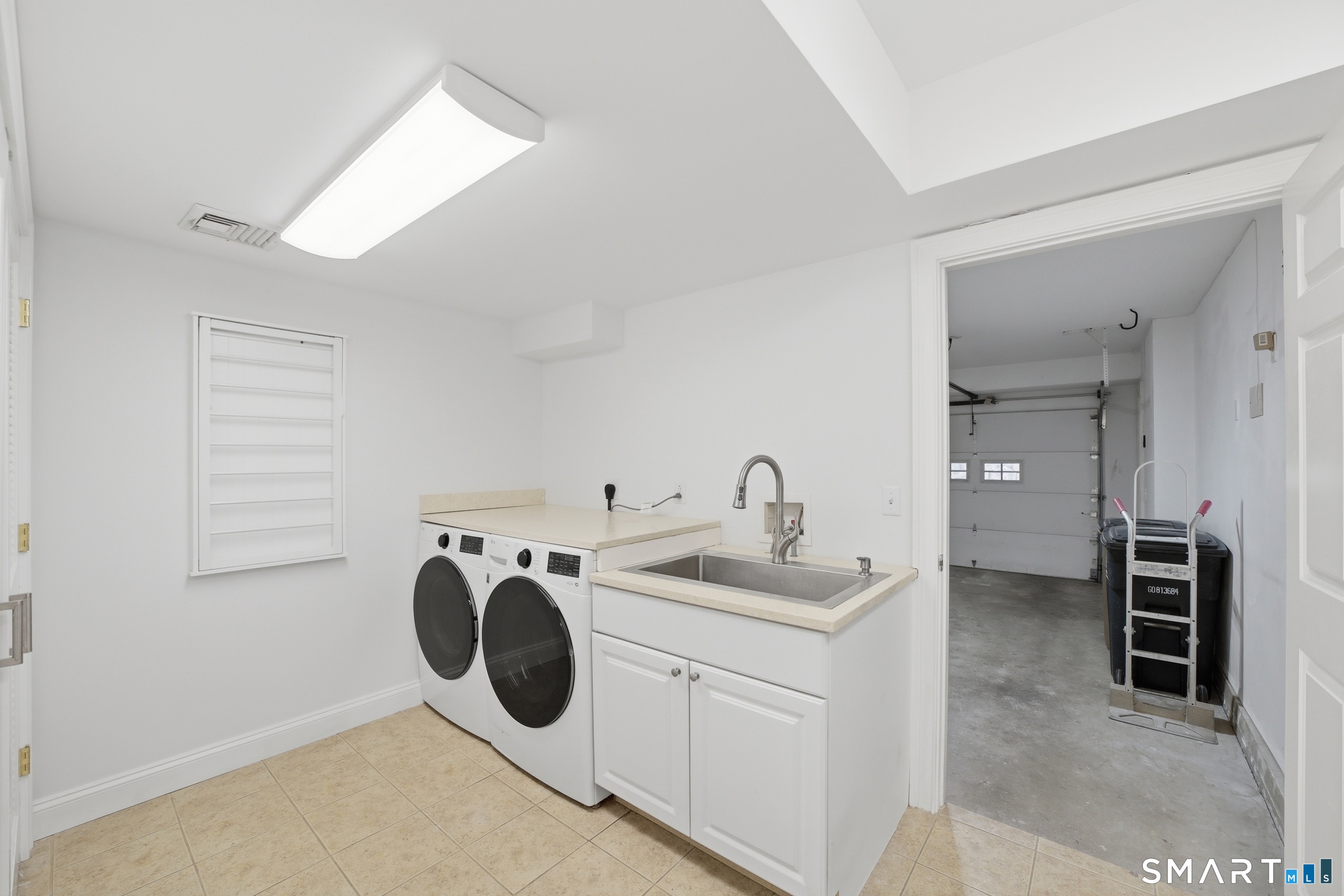 39 Maple Tree Avenue, Unit 26 Stamford, CT 06906 - Photo 16 of 36