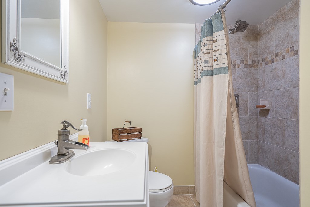 71 Mellon Road Warwick, RI 02889 - Photo 20 of 38