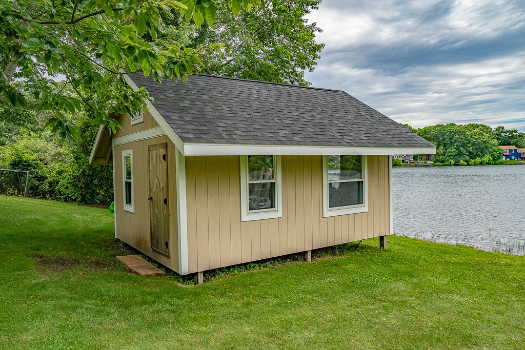 71 Mellon Road Warwick, RI 02889 - Photo 31 of 38