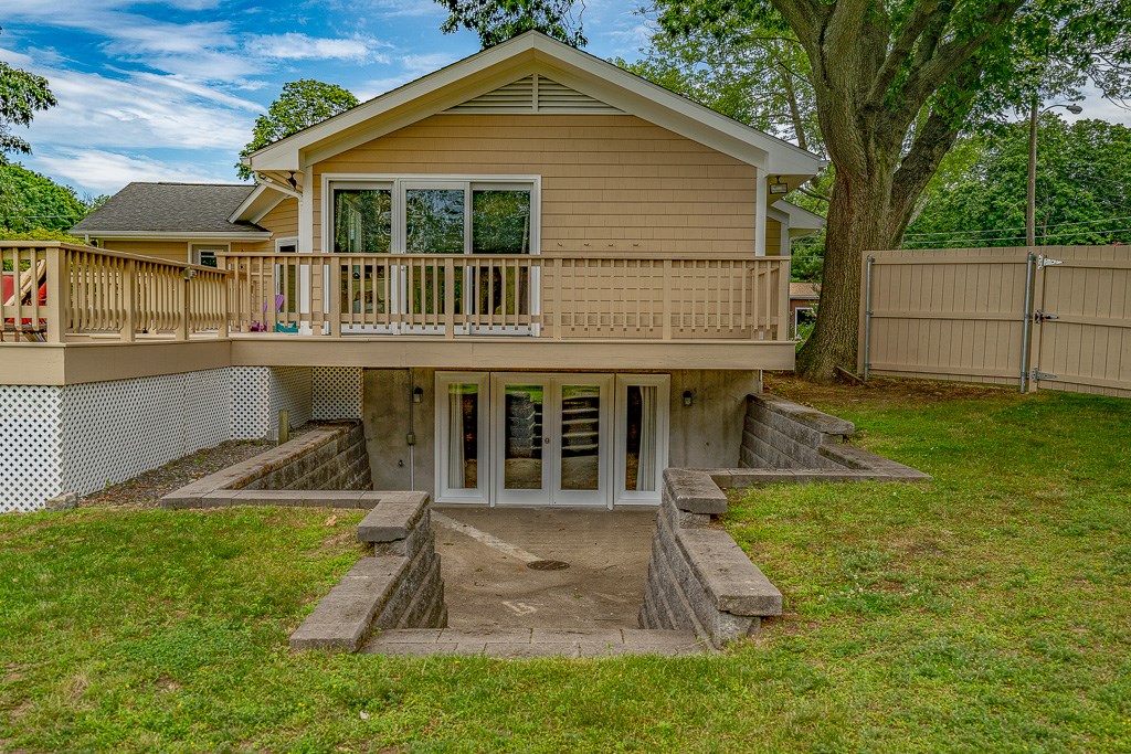 71 Mellon Road Warwick, RI 02889 - Photo 33 of 38