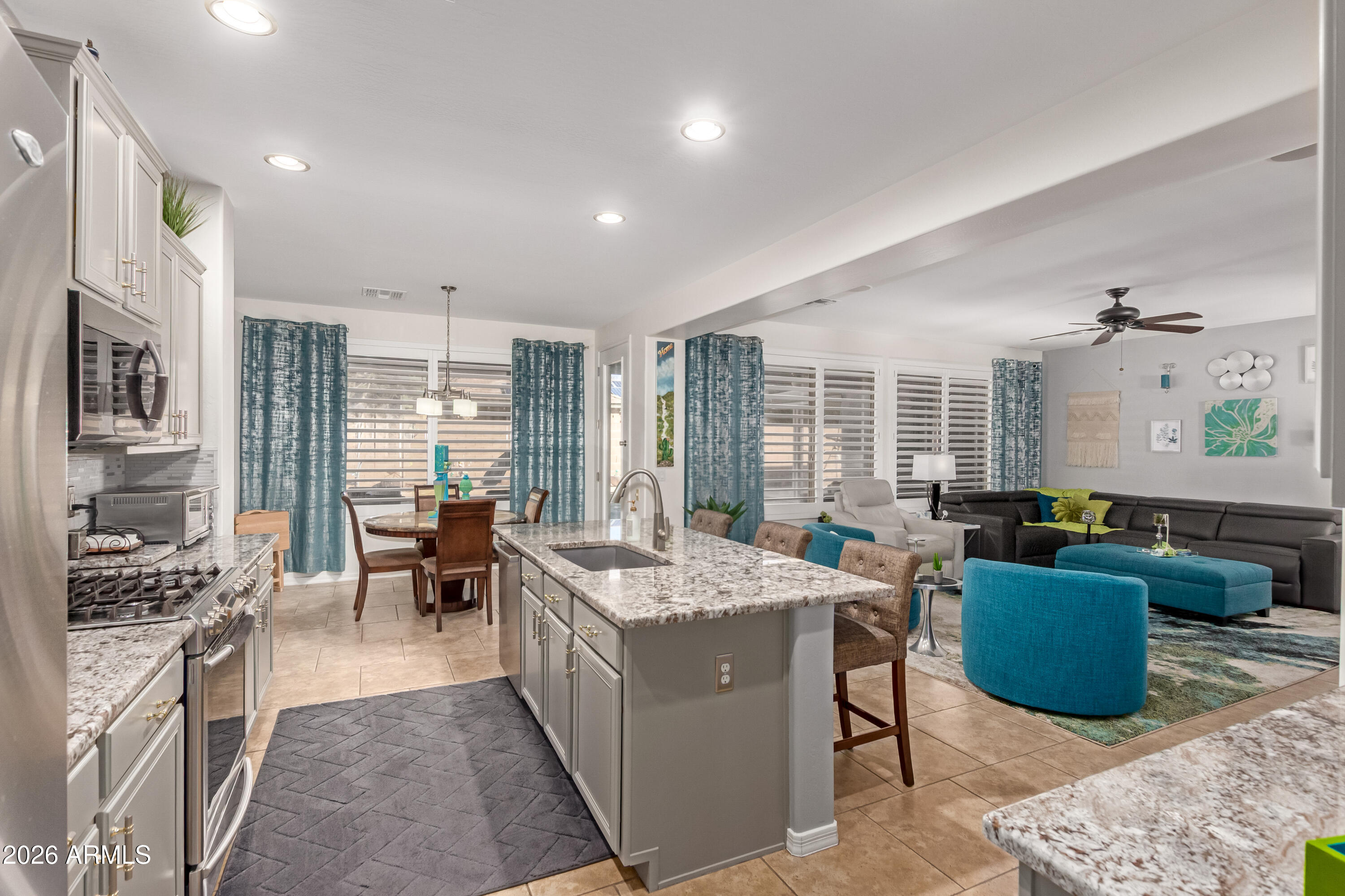 15208 West Redfield Road Surprise, AZ 85379 - Photo 6 of 50 Gallery Image 6