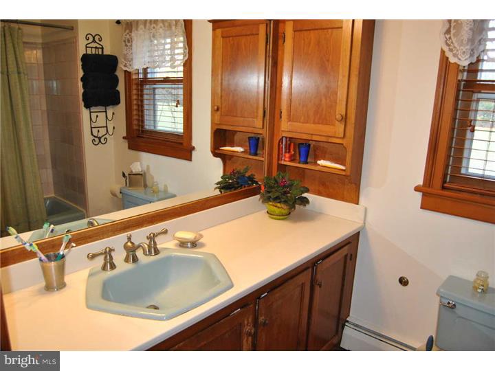 802 Washington Crossing Road Newtown, PA 18940 - Photo 14 of 23 Master Bathroom