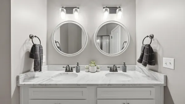 $915,000 | 8703 Skybrook Drive, Ooltewah, TN 37363