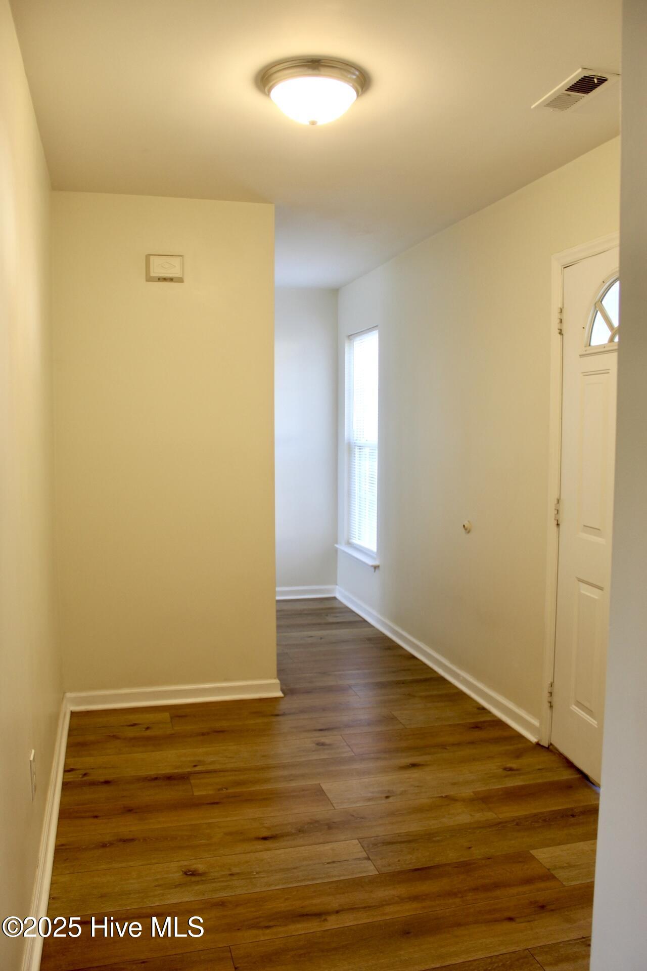 1504 Amhearst Court Wilmington, NC 28412 - Photo 4 of 14 IMG_7167