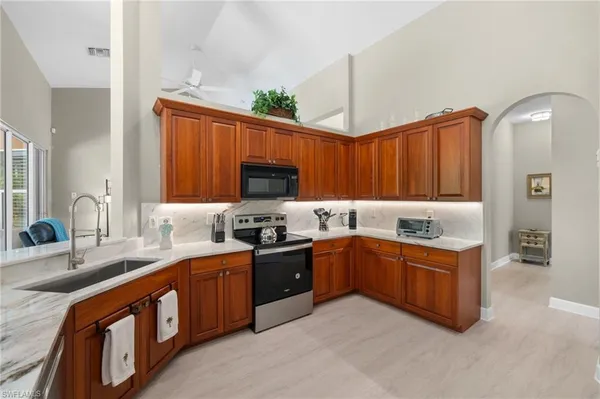 $10,000 | 8888 Mustang Island Circle, Naples, FL 34113