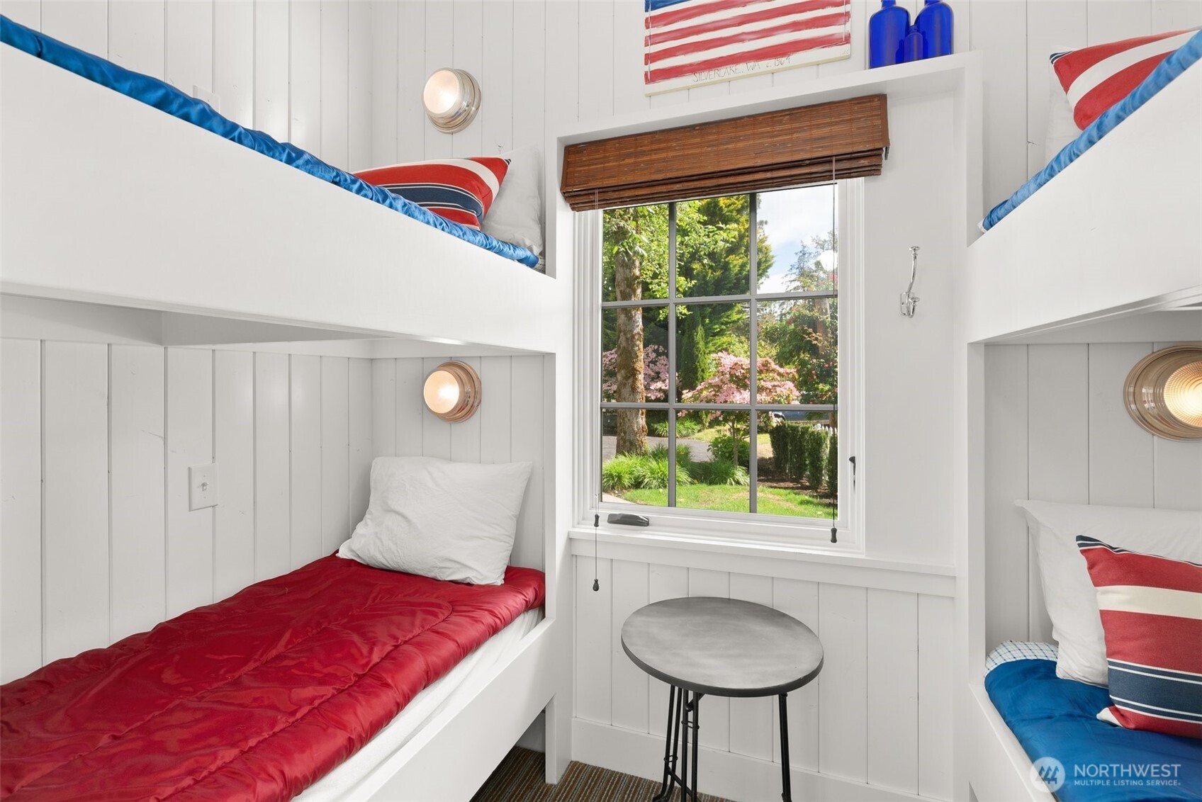 412 Streeter Road Silverlake, WA 98645 - Photo 27 of 40 a bedroom with a bed and a window