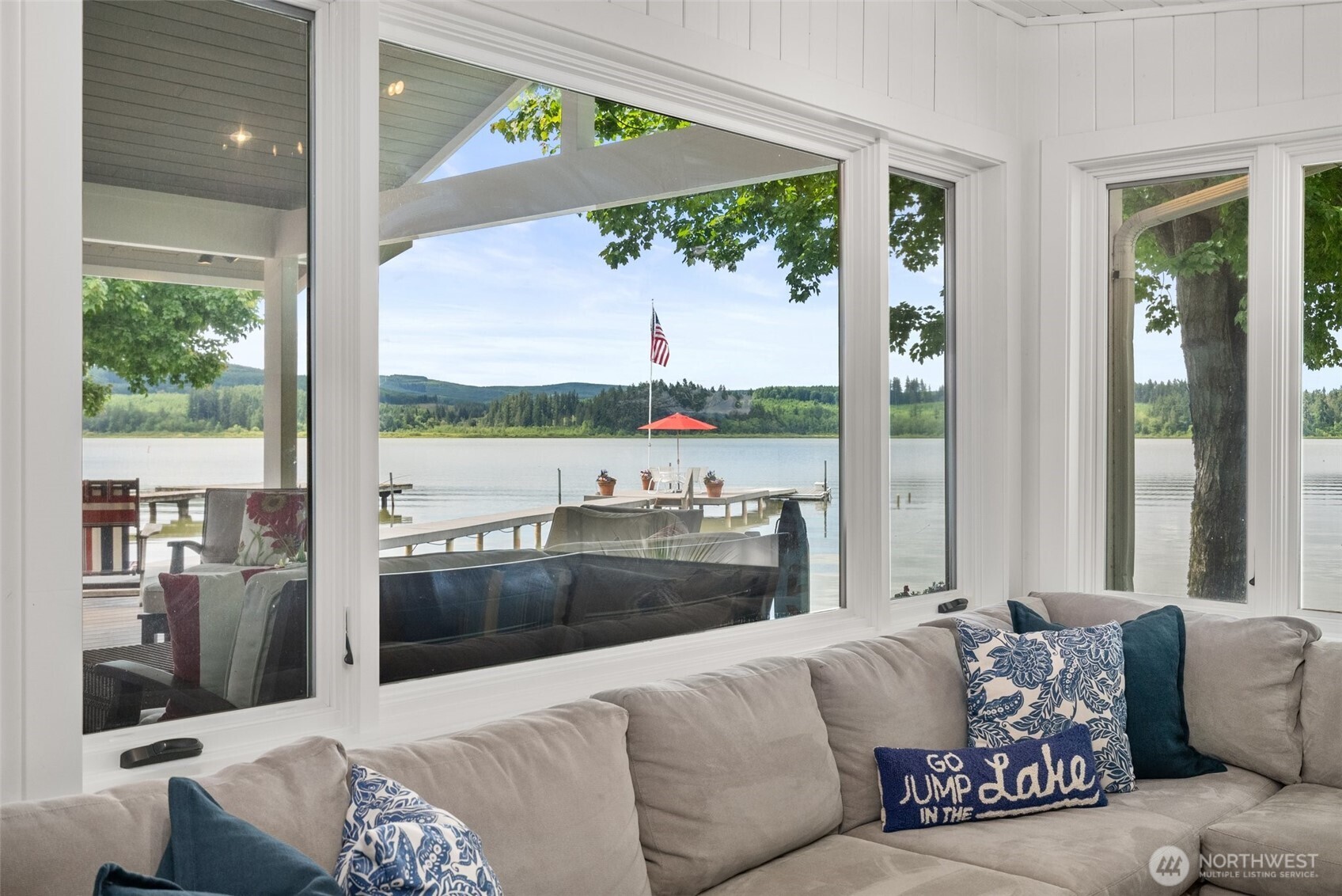 412 Streeter Road Silverlake, WA 98645 - Photo 7 of 40 a living room with couch and a large window