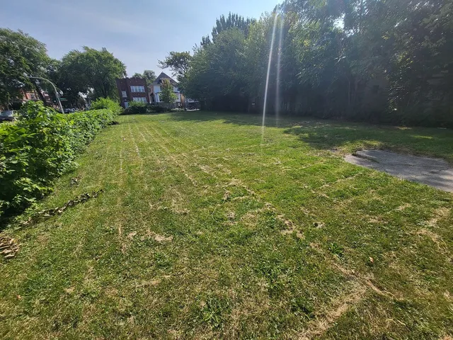 $100,000 | 5404 West Walton Street, Chicago, IL 60651