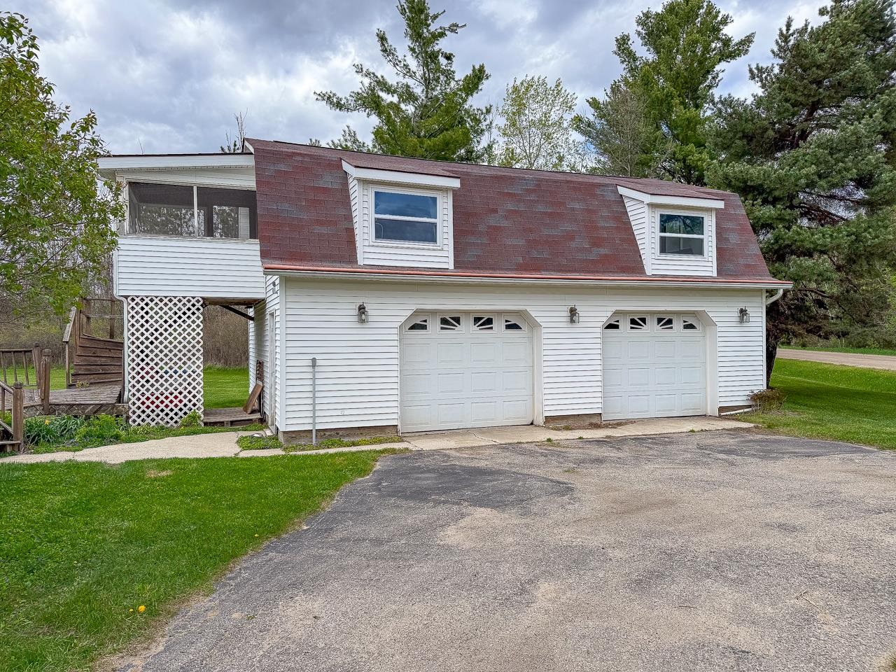 3840 Long Road Beaverton, MI 48612 - Photo 3 of 36