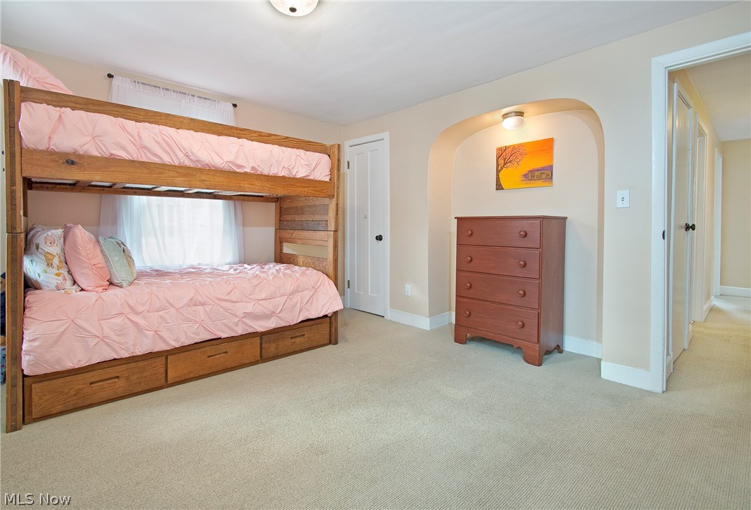 3035 Yorkshire Road Cleveland, OH 44118 - Photo 22 of 30 Gallery Image 22