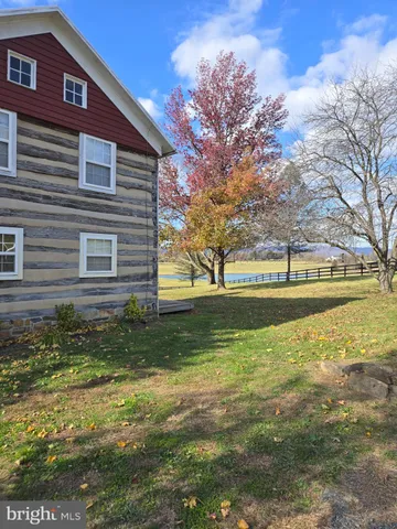 $2,575 | 39038 Rickard Road, Lovettsville, VA 20180