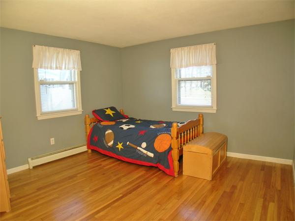72.5 Plain Road Westford, MA 01886 - Photo 10 of 29 Gallery Image 10