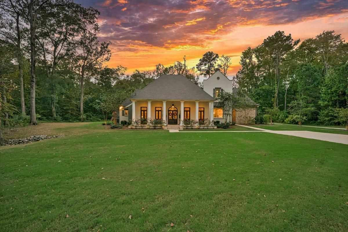 215 Little Creek Road Flowood, MS 39232 - Photo 1 of 43 Photo 1