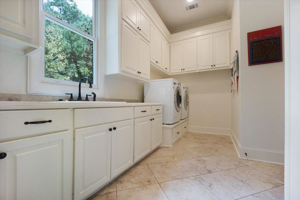 215 Little Creek Road Flowood, MS 39232 - Photo 13 of 43 Photo 13