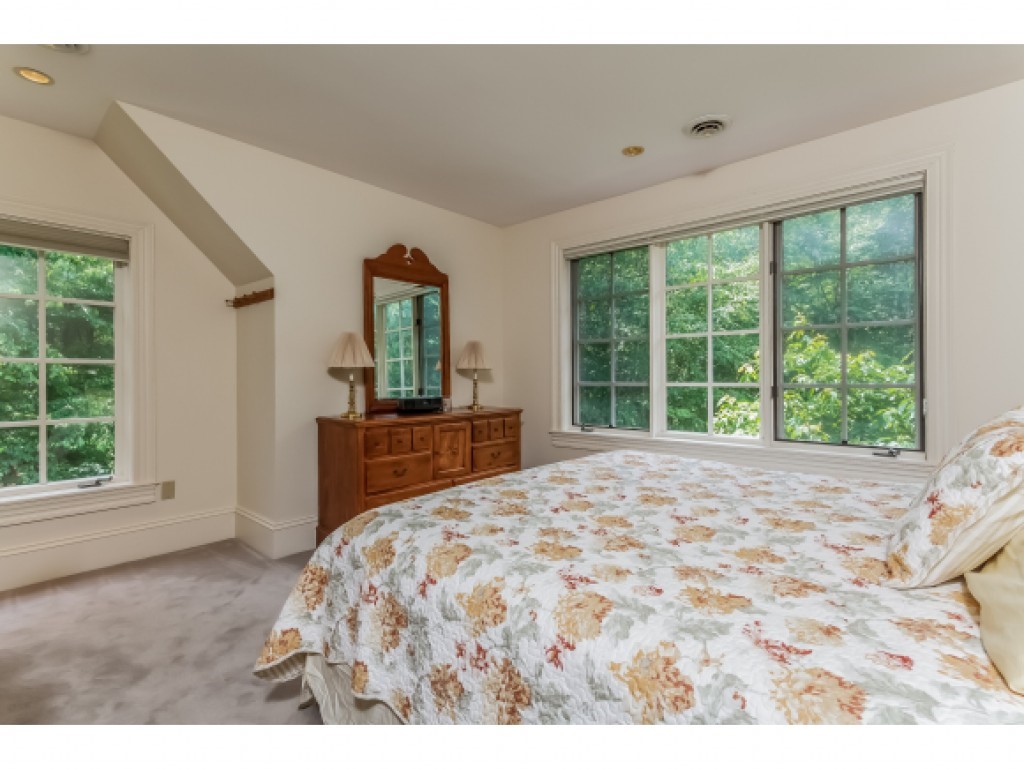 146 Range Road Windham, NH 03087 - Photo 24 of 36