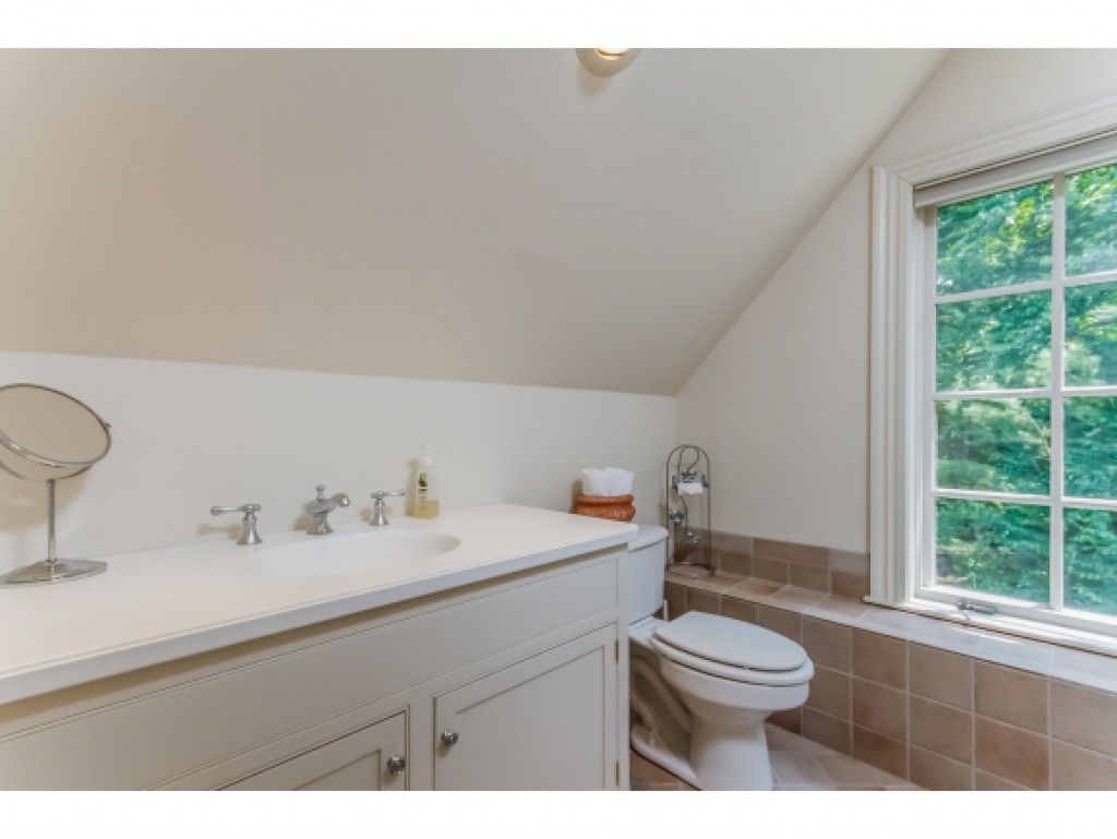 146 Range Road Windham, NH 03087 - Photo 26 of 36