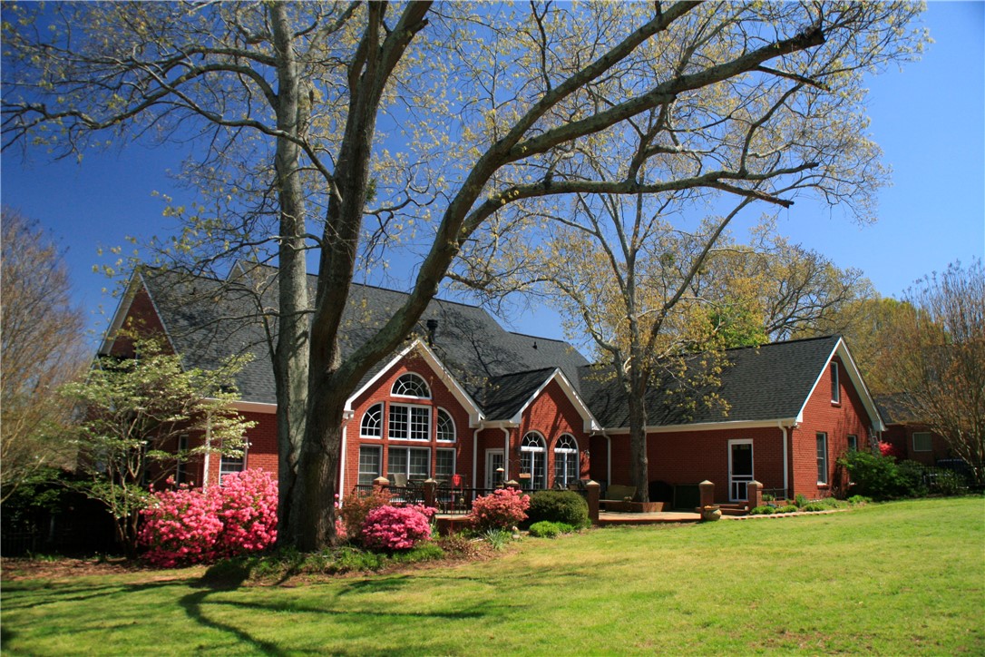 109 Buttercup Trail Anderson, SC 29621 - Photo 3 of 45 Gallery Image 3