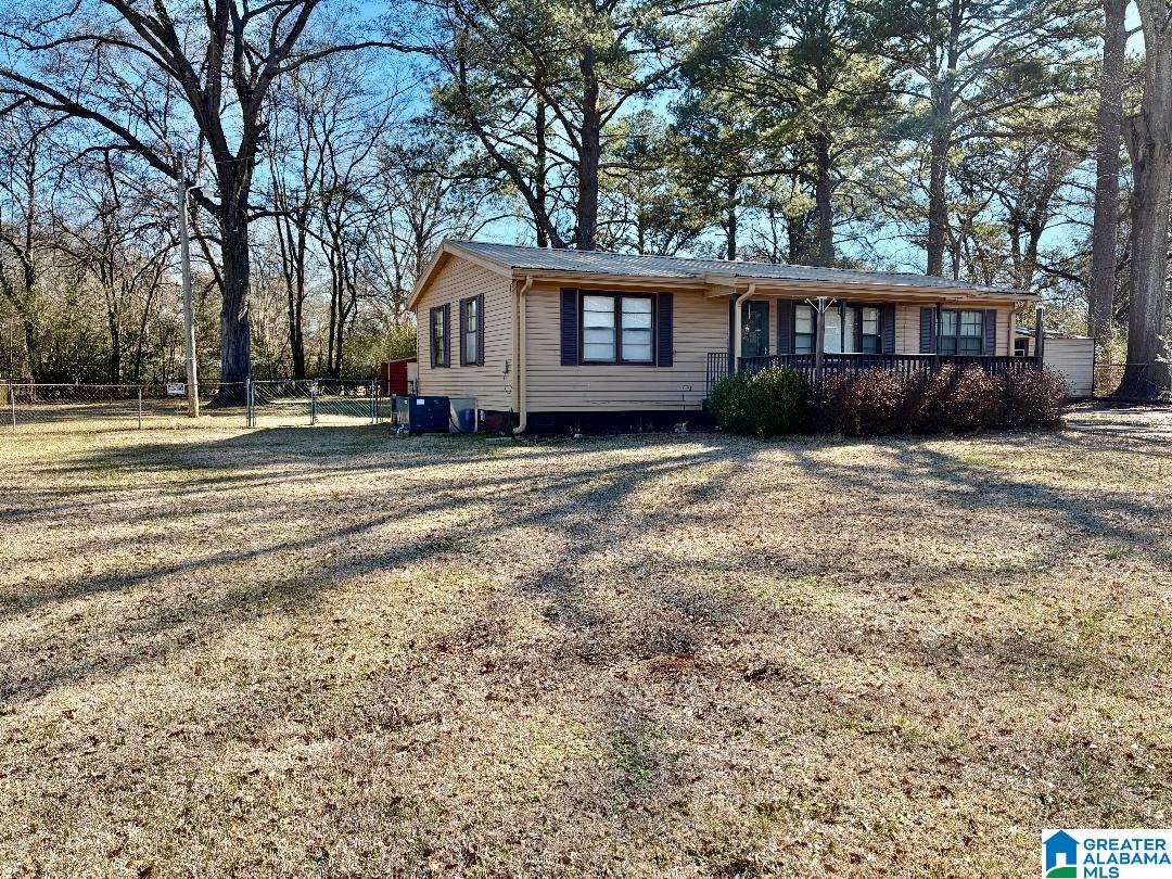 111 Florence Street Bessemer, AL 35023 - Photo 2 of 27