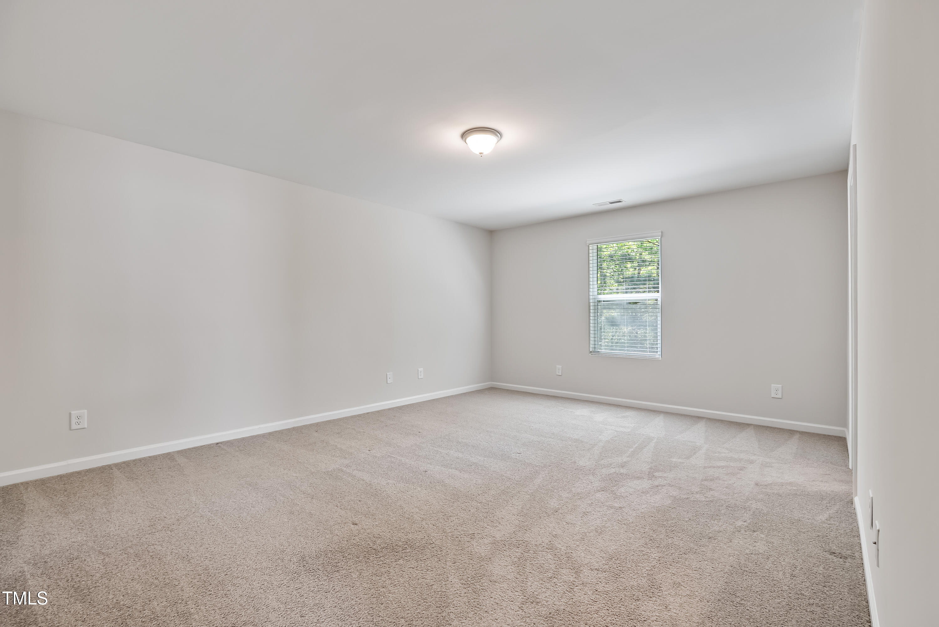 2800 Elsa Drive Raleigh, NC 27610 - Photo 26 of 50 34_dsc01251