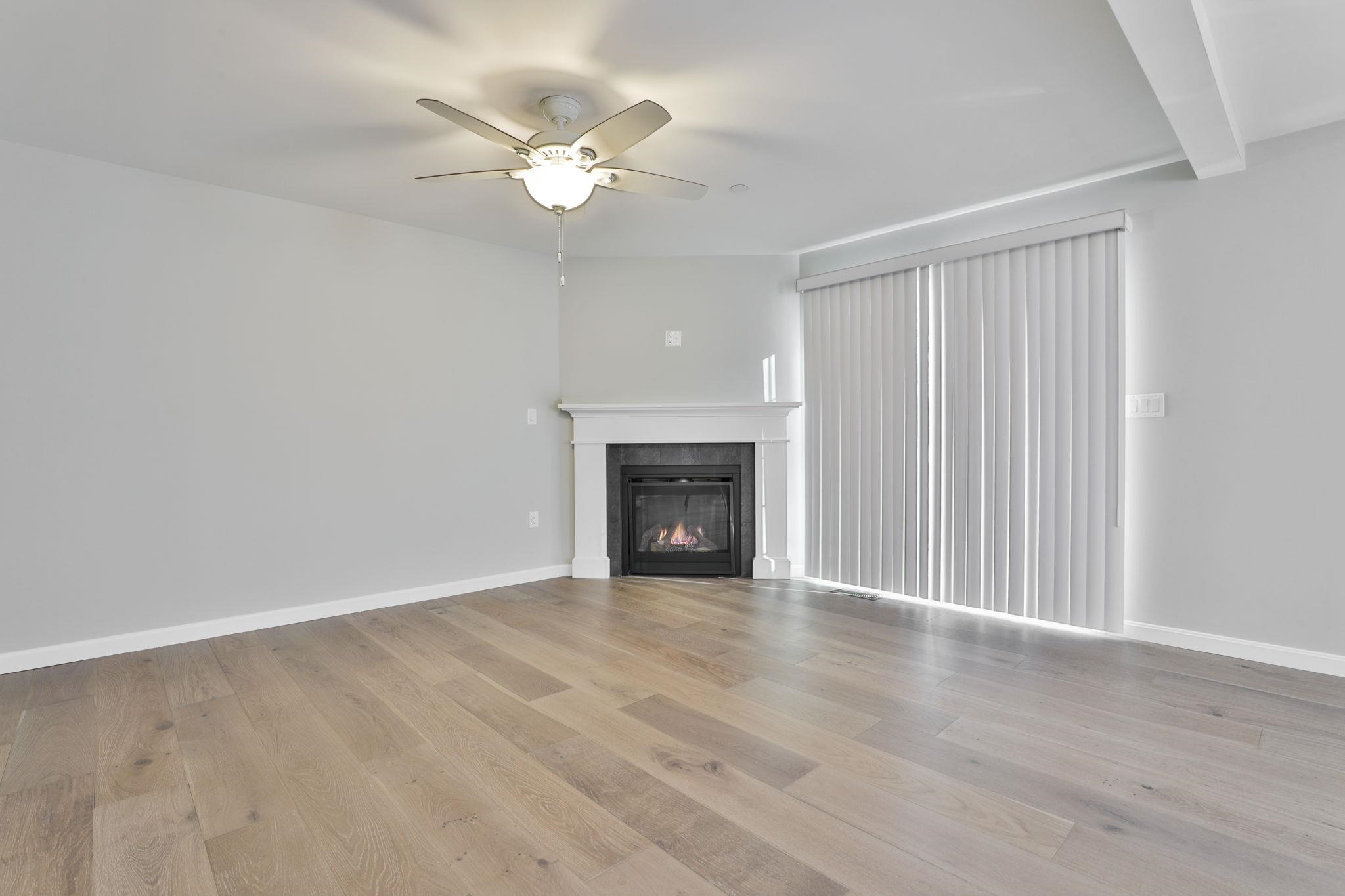 47 Centerwood Way Manchester, NH 03102 - Photo 12 of 45