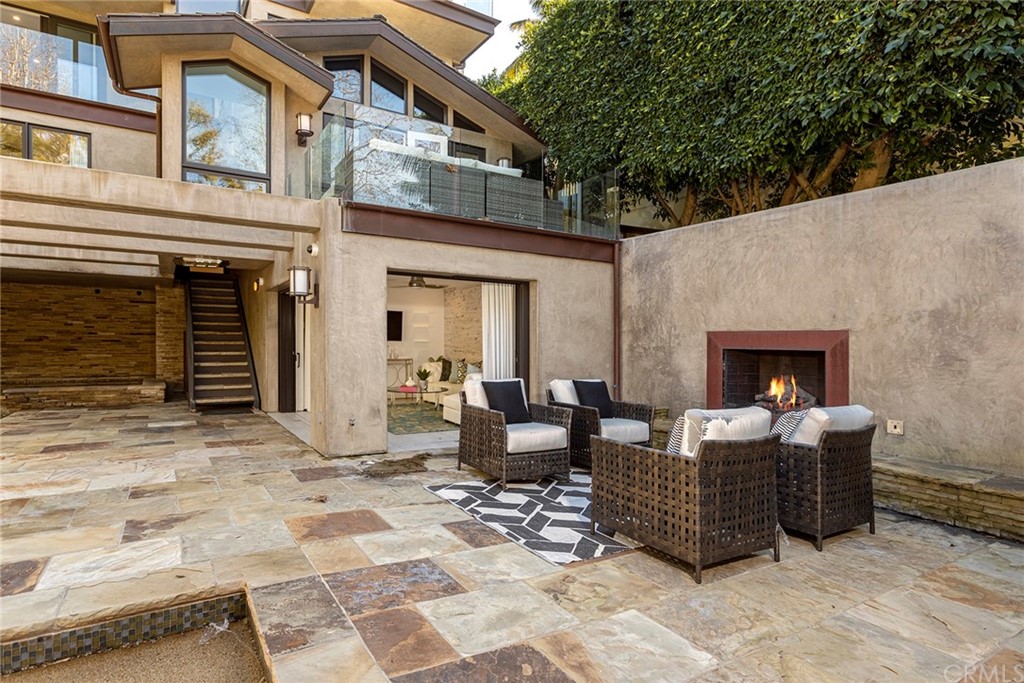 253 Emerald Bay Laguna Beach, CA 92651 - Photo 22 of 31