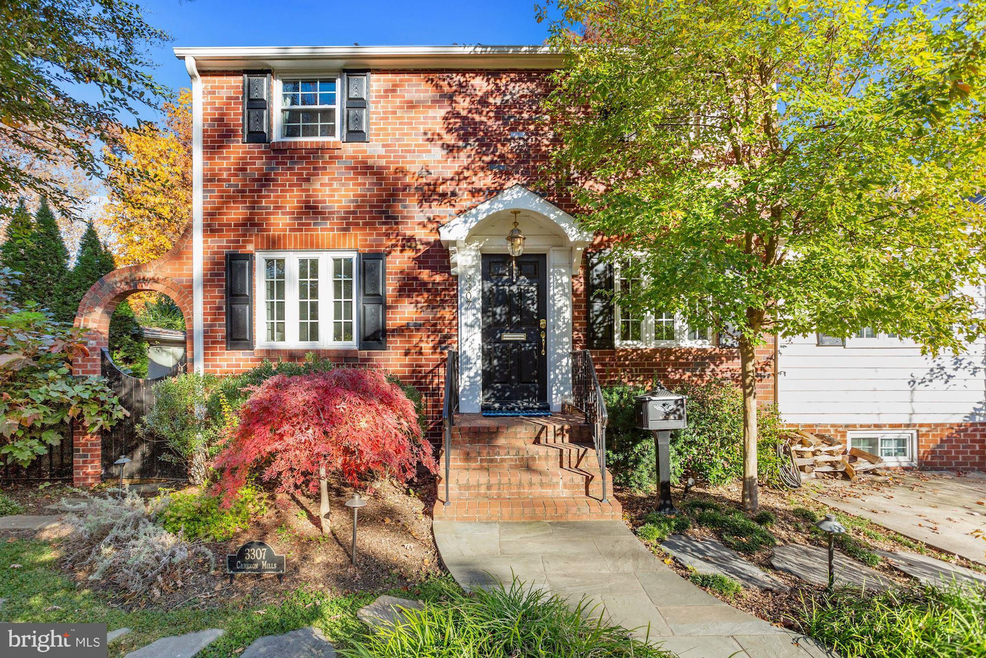 3307 Cameron Mills Road Alexandria, VA 22302 - Photo 2 of 42 Gallery Image 2