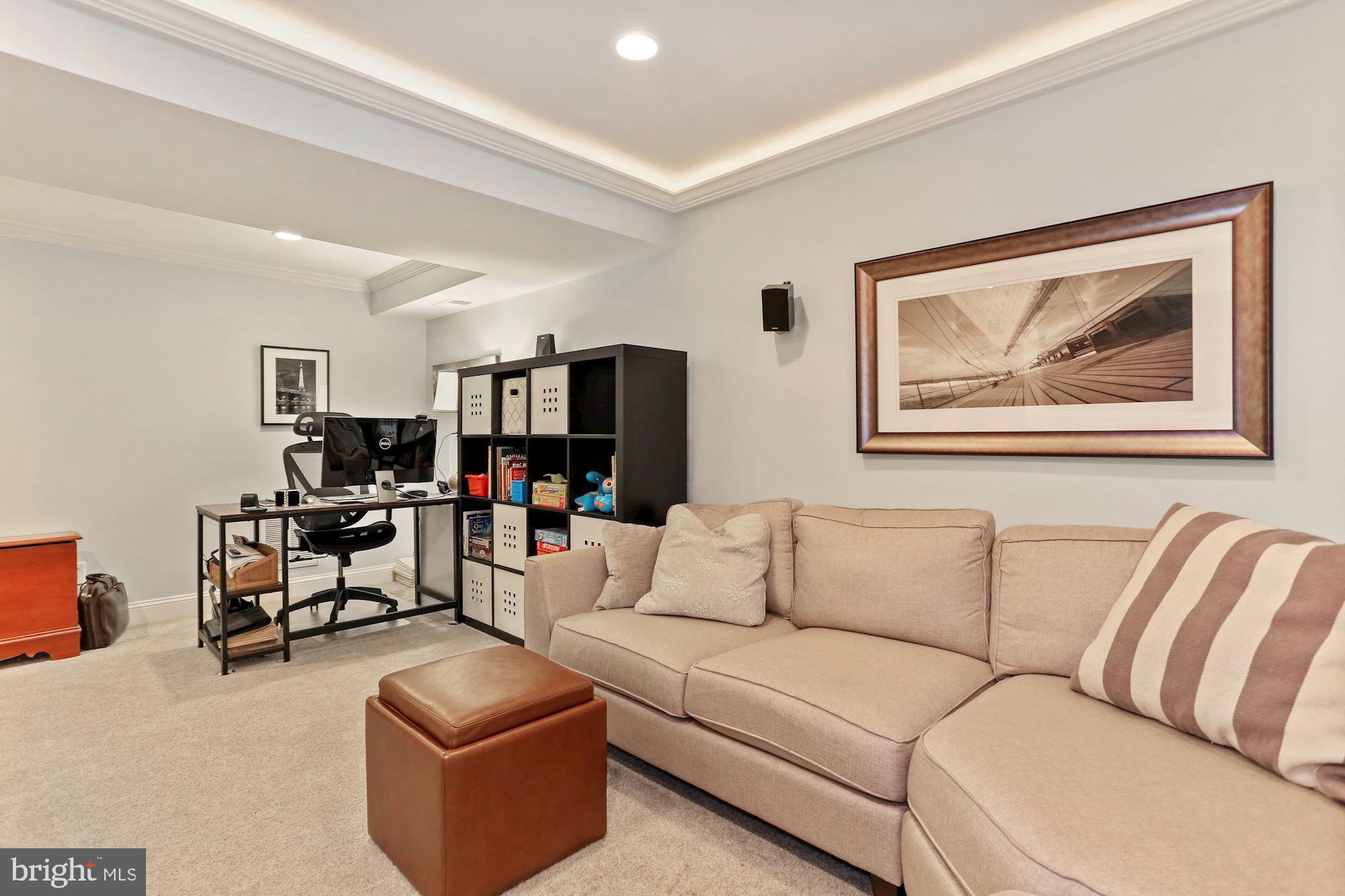 3307 Cameron Mills Road Alexandria, VA 22302 - Photo 32 of 42 Gallery Image 32