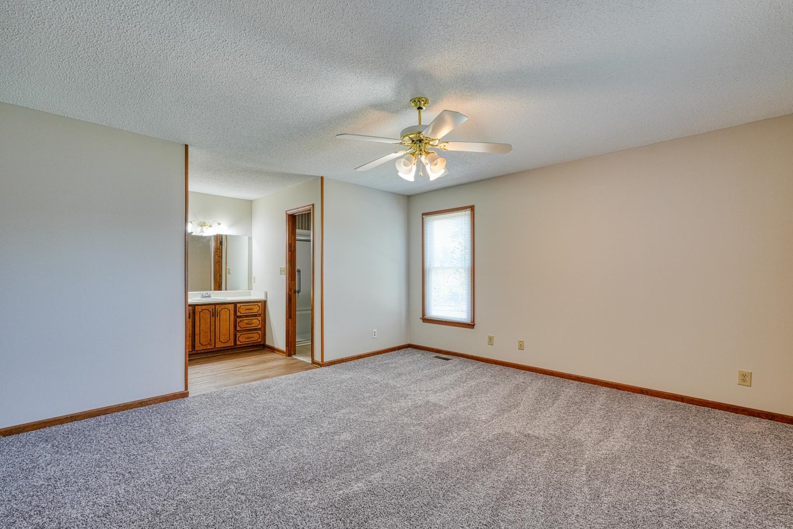 241 Mason Drive Inman, SC 29349 - Photo 13 of 36
