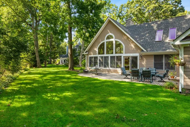 $960,000 | 39 Wiltshire Drive, Lincolnshire, IL 60069