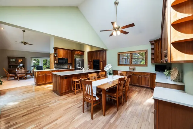 $960,000 | 39 Wiltshire Drive, Lincolnshire, IL 60069