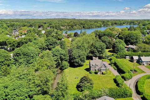 $1,800,000 | 66 Fresh River Lane, Falmouth, MA 02540
