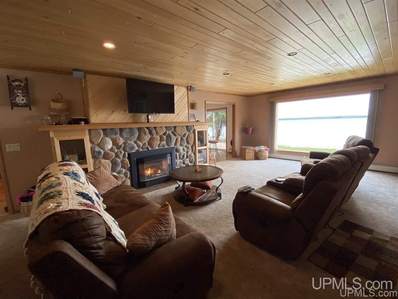 507 N Township Park Road Gulliver, MI 49840 - Photo 17 of 44