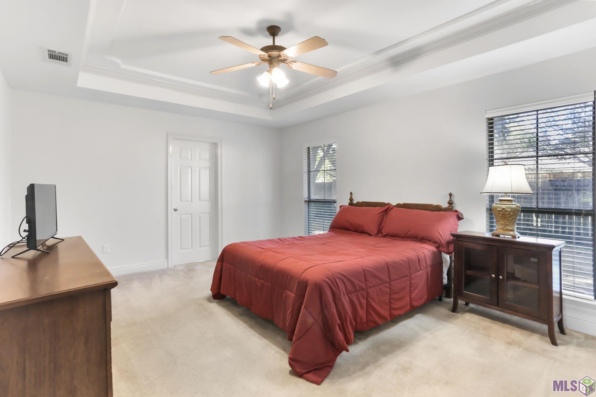 18420 Three Bars Drive Baton Rouge, LA 70817 - Photo 9 of 17 Gallery Image 9