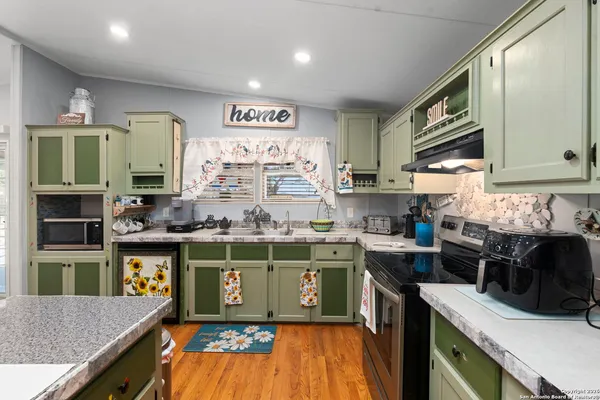 $399,000 | 166 Elm Shores Drive, Lakehills, TX 78063
