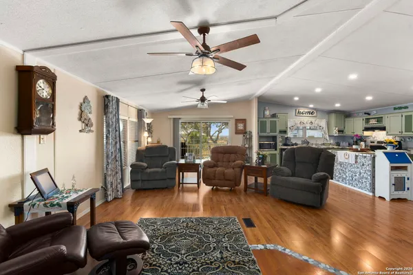 $399,000 | 166 Elm Shores Drive, Lakehills, TX 78063