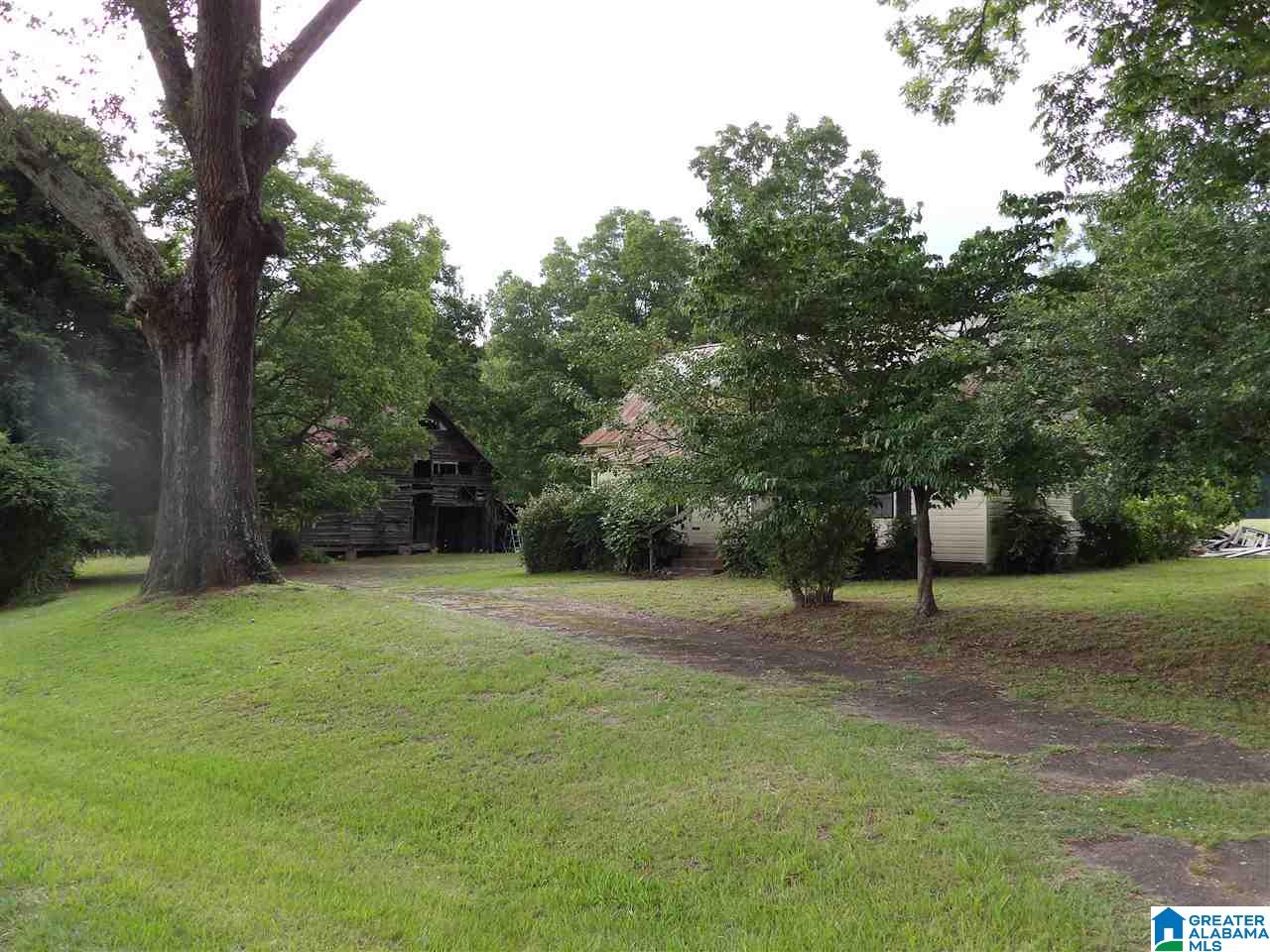 1660 Cedar Bend Road South Gadsden, AL 35907 - Photo 2 of 11