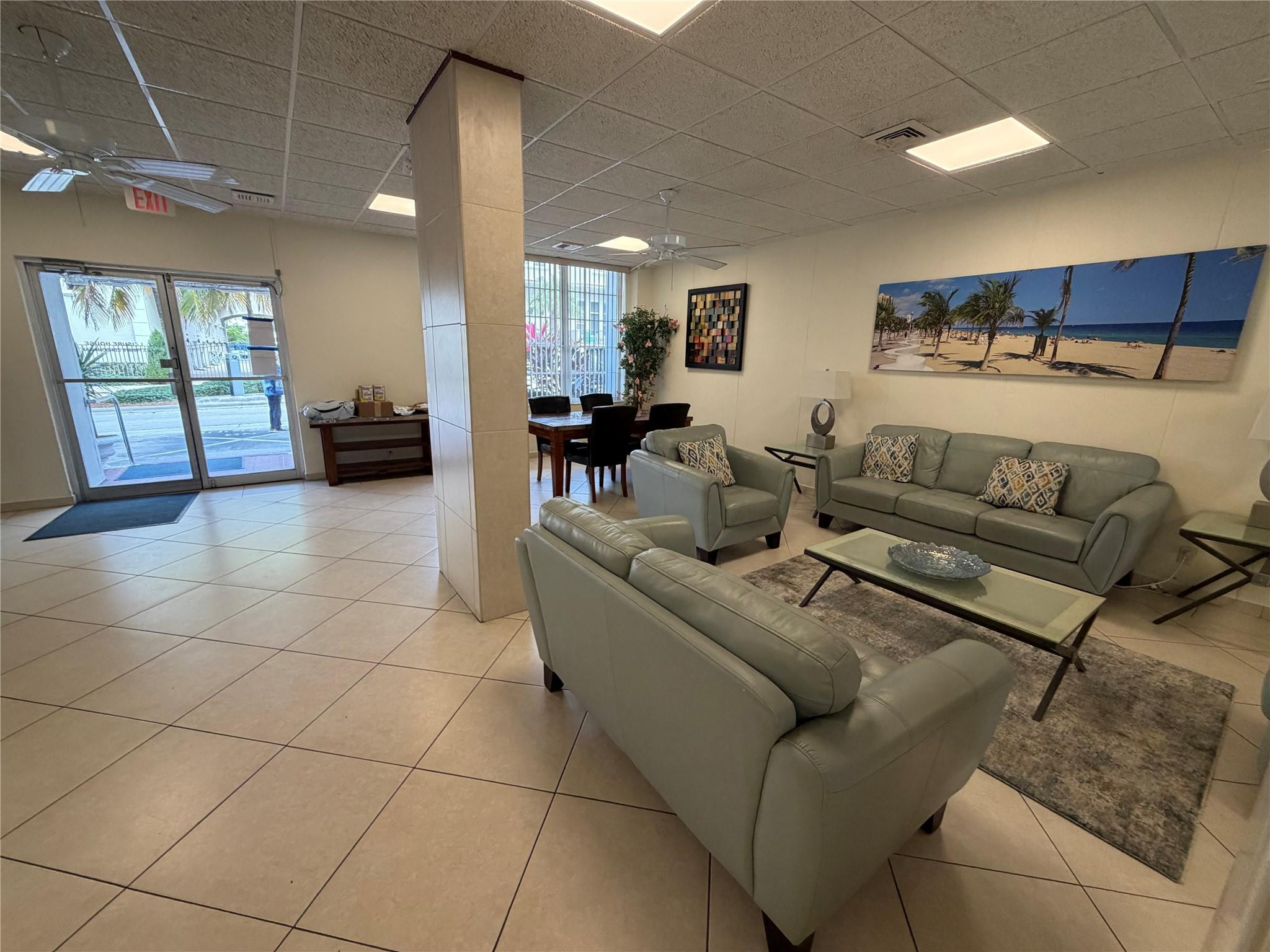 3000 Riomar Street, Unit 406 Fort Lauderdale, FL 33304 - Photo 17 of 27 Photo 17